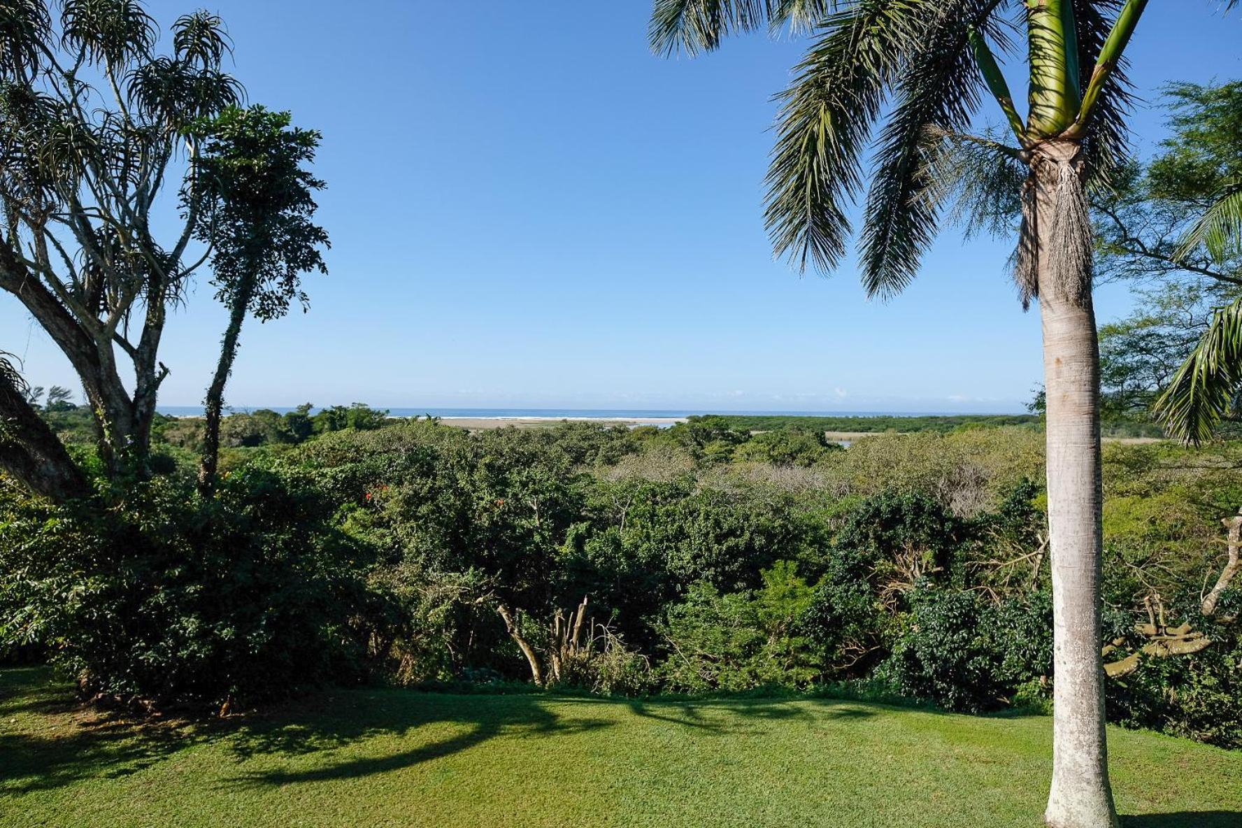 Ingwenya Lodge St Lucia Exterior photo